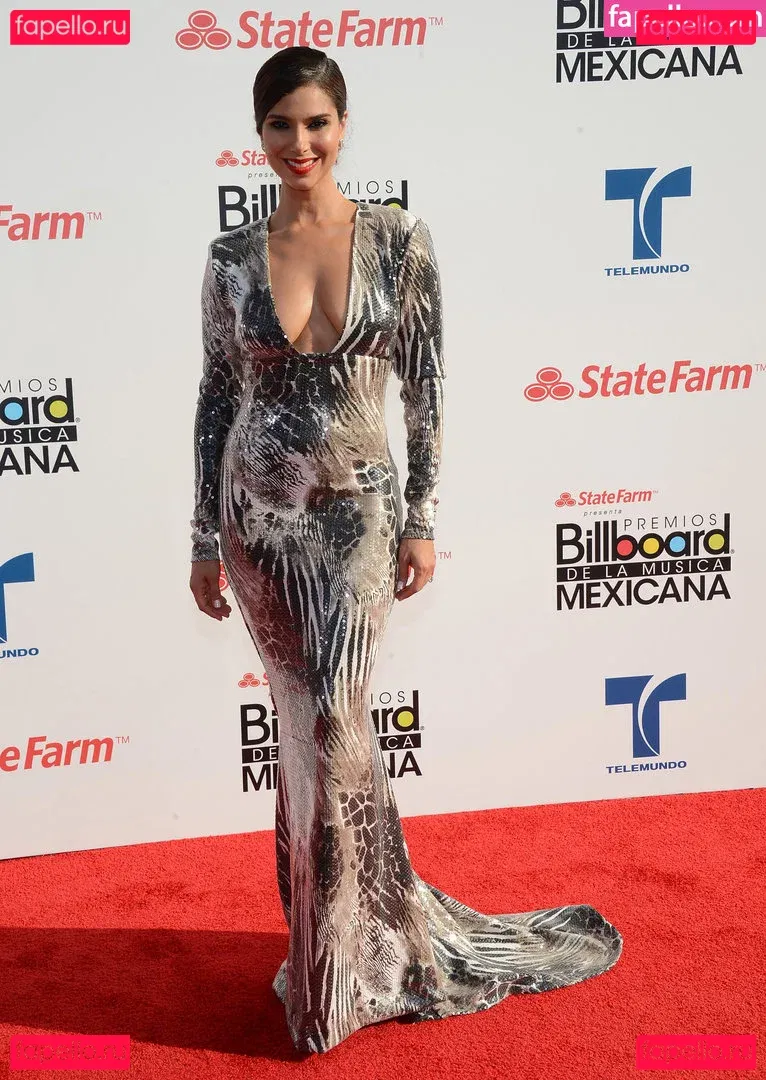 Roselyn Sanchez Onlyfans Photo Gallery 