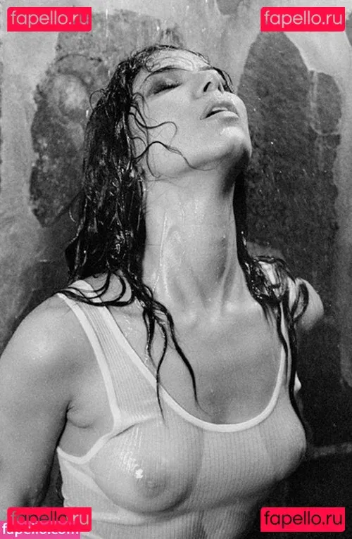 Roselyn Sanchez Onlyfans Photo Gallery 