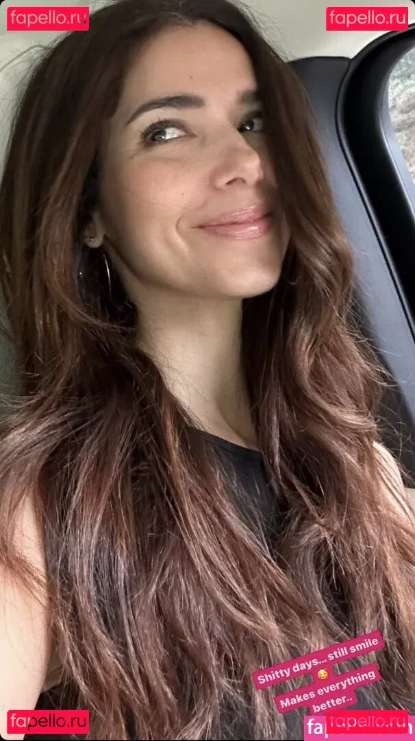 Roselyn Sanchez Onlyfans Photo Gallery 