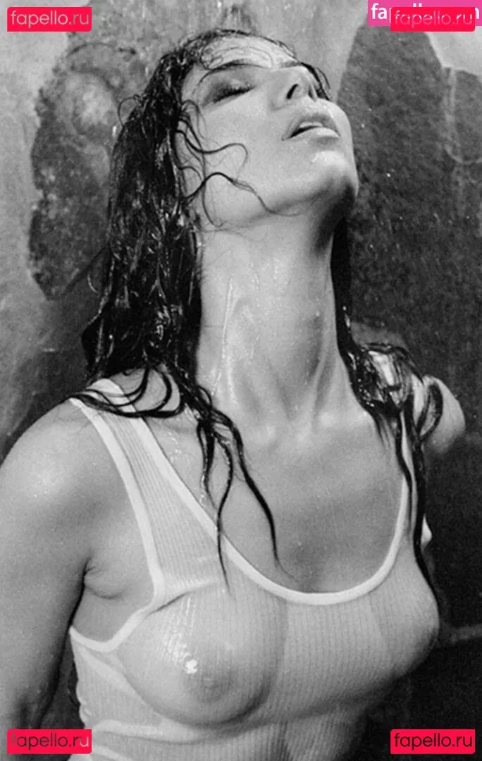 Roselyn Sanchez Onlyfans Photo Gallery 