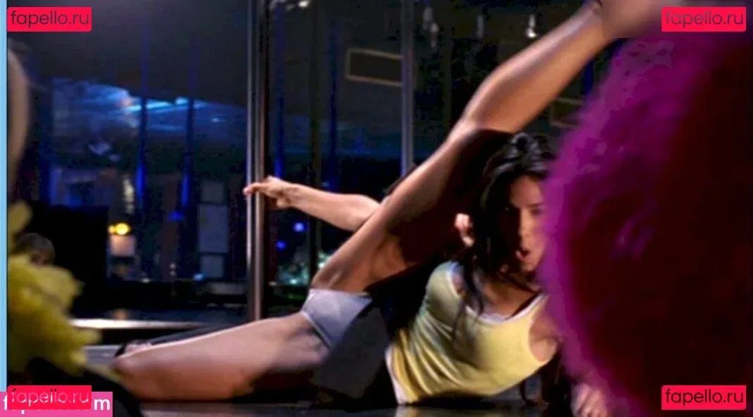 Roselyn Sanchez Onlyfans Photo Gallery 