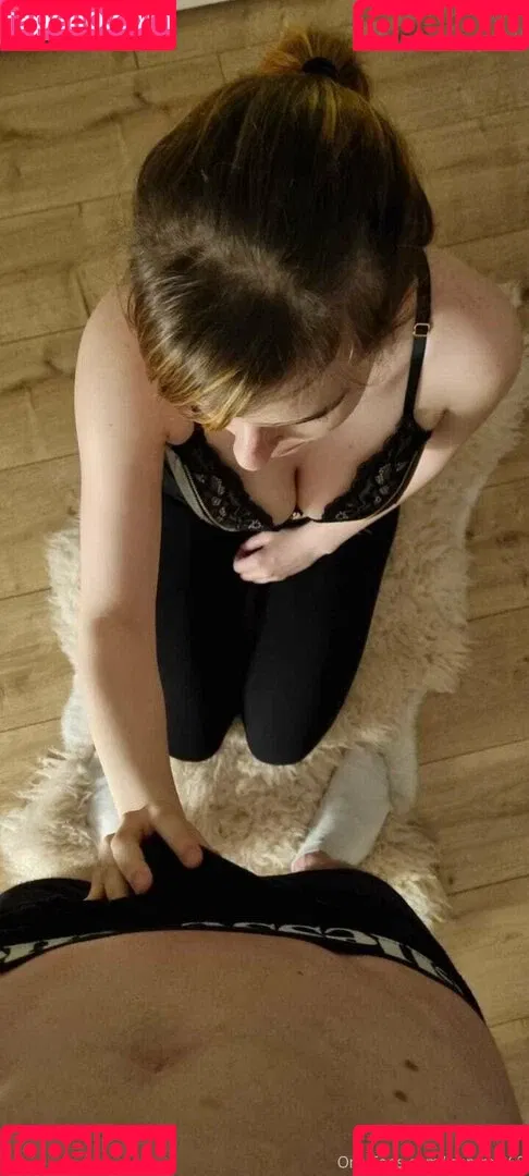 leyla_lunaaa Onlyfans Photo Gallery 