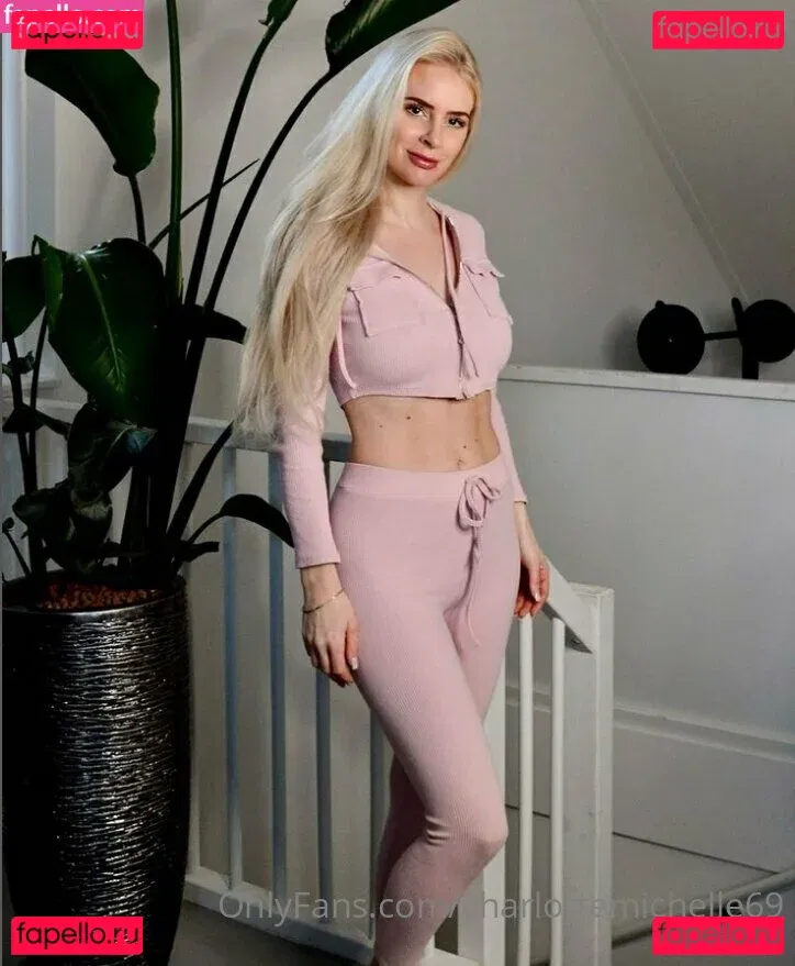 charlottemichelle69 Onlyfans Photo Gallery 