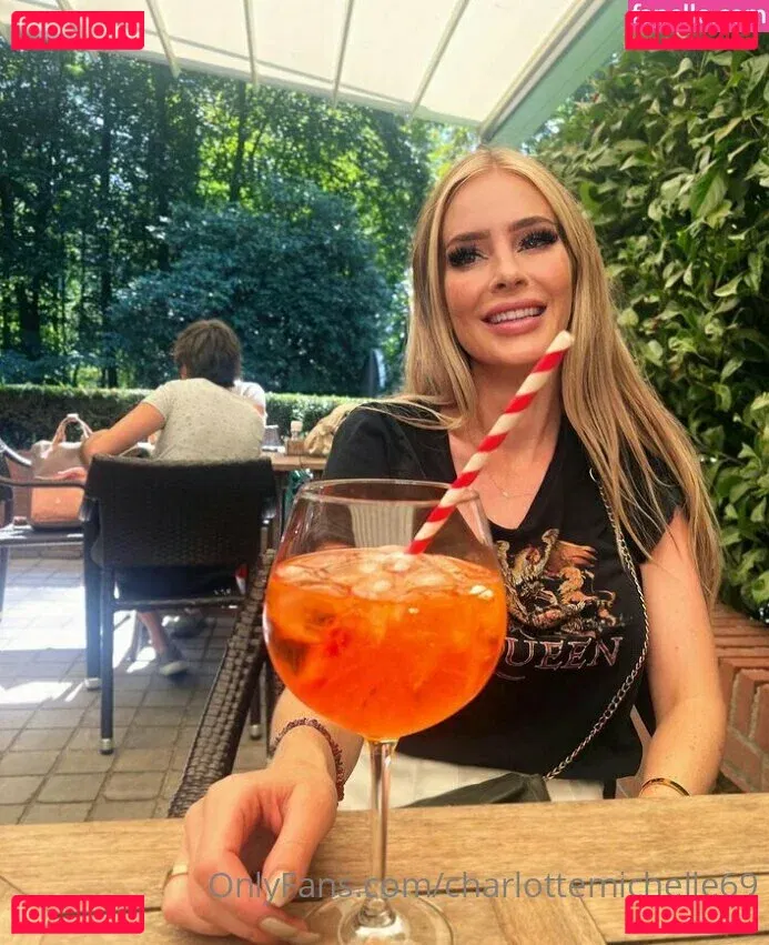 charlottemichelle69 Onlyfans Photo Gallery 