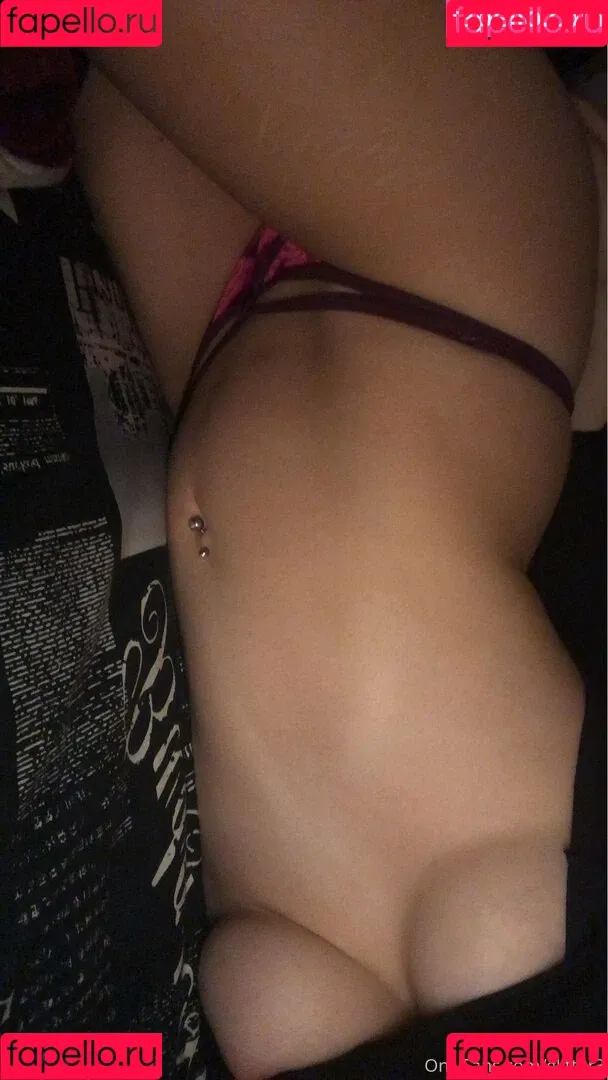 Glitt3r3 Onlyfans Photo Gallery 