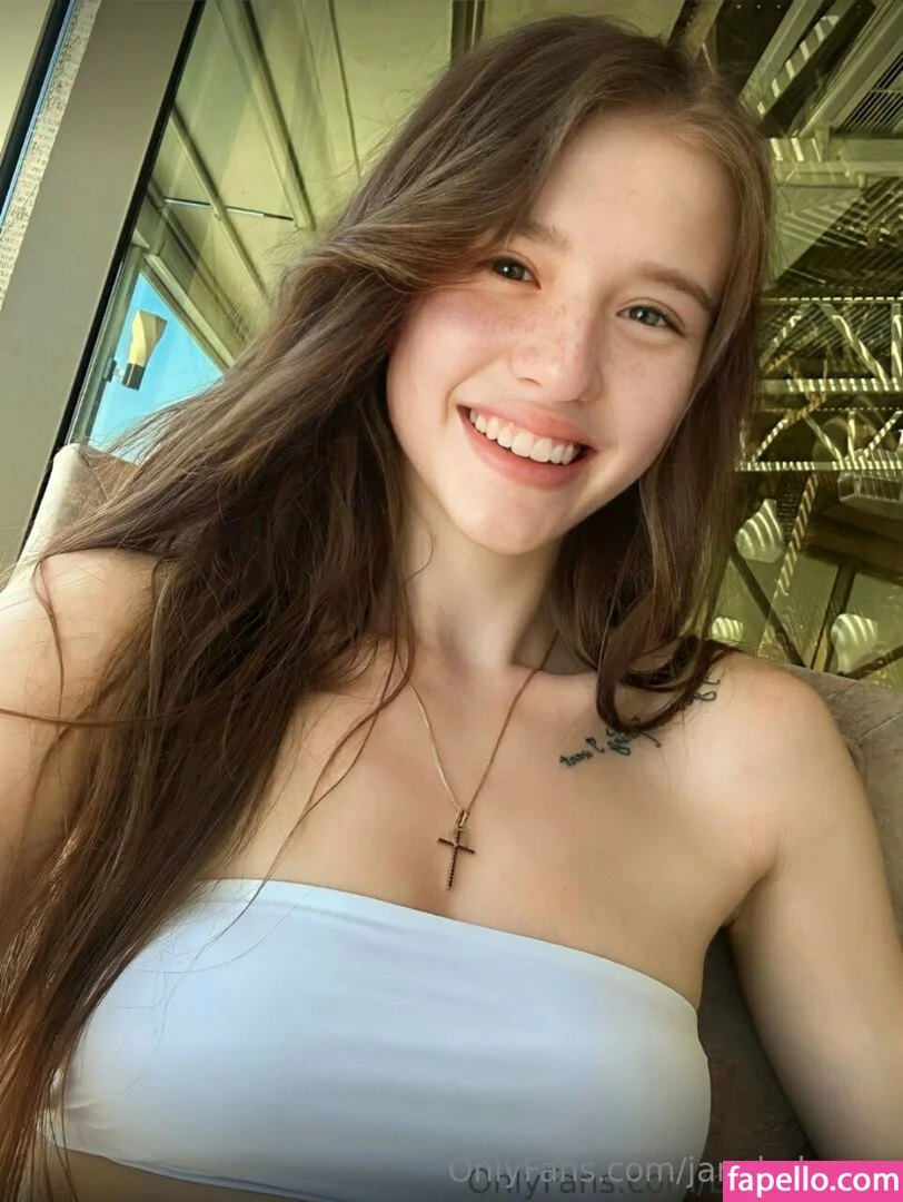 janebaby.xo Onlyfans Photo Gallery 