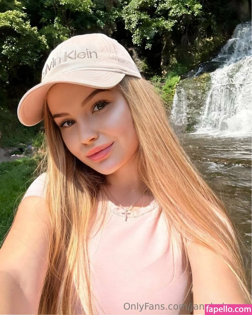 janebaby.xo Onlyfans Photo Gallery 