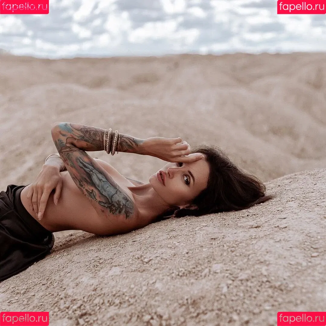 Anya Sugar Onlyfans Photo Gallery 