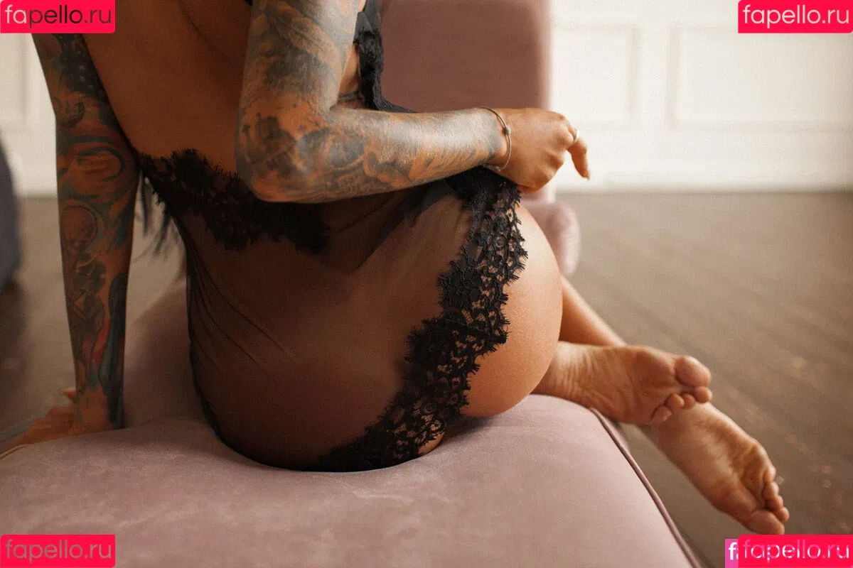 Anya Sugar Onlyfans Photo Gallery 