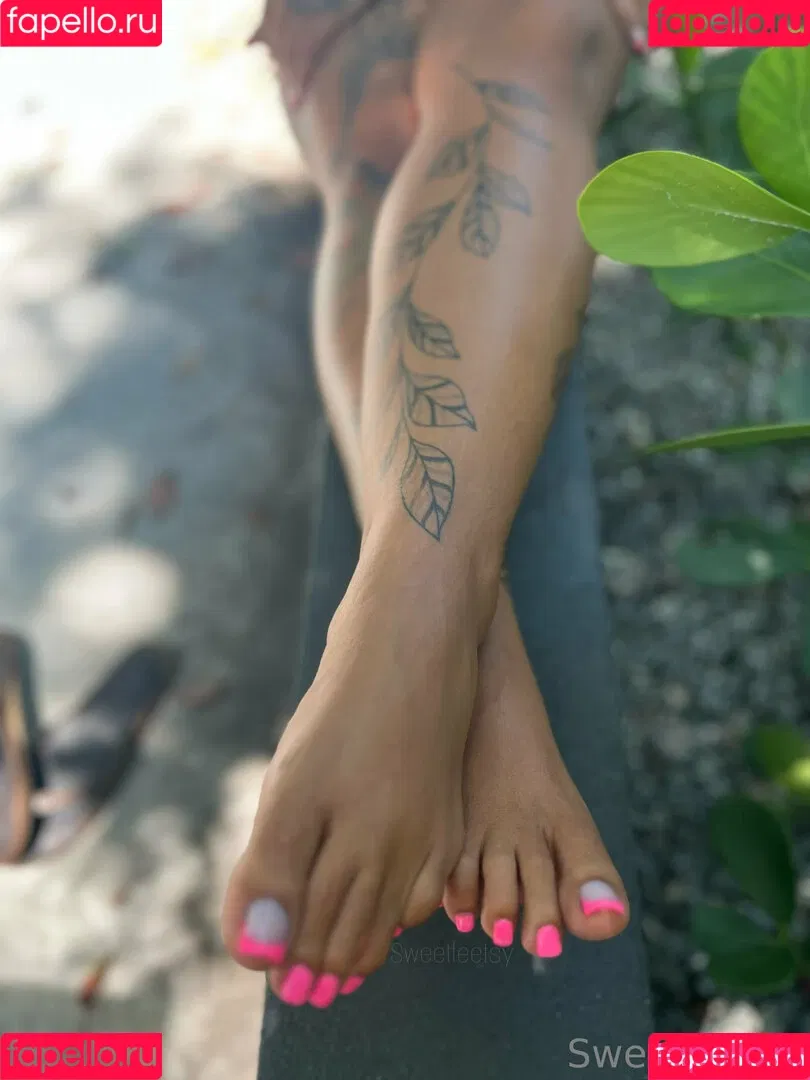 sweetfeetsyfree Onlyfans Photo Gallery 