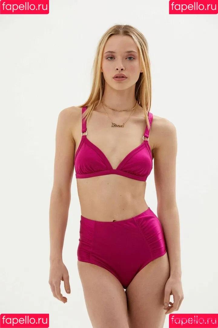 Lola Losada Onlyfans Photo Gallery 