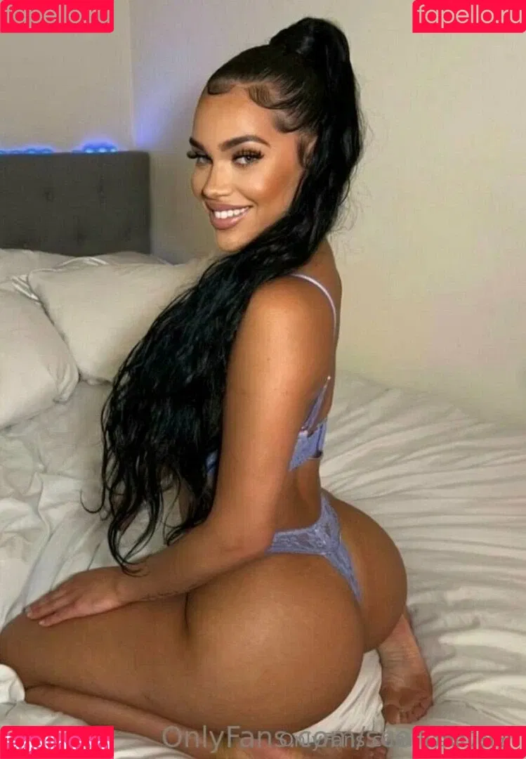 lustevelyn Onlyfans Photo Gallery 
