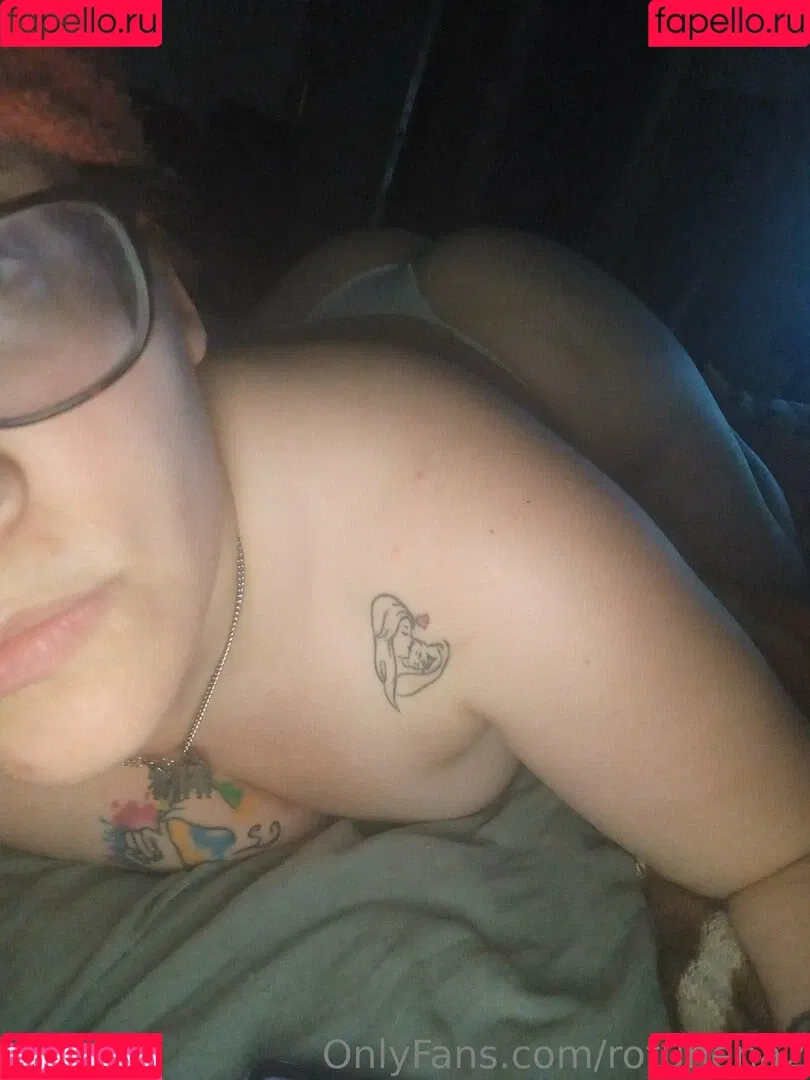 rotunena2 Onlyfans Photo Gallery 