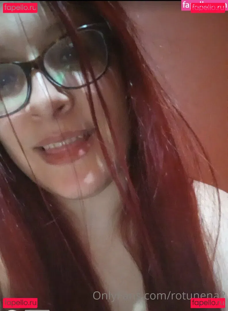 rotunena2 Onlyfans Photo Gallery 