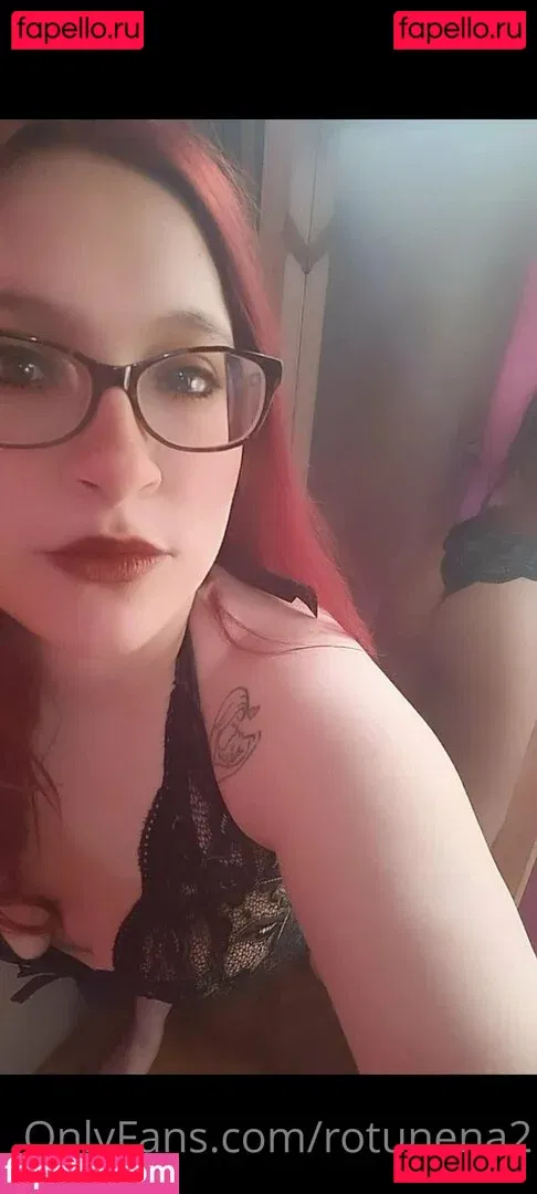 rotunena2 Onlyfans Photo Gallery 