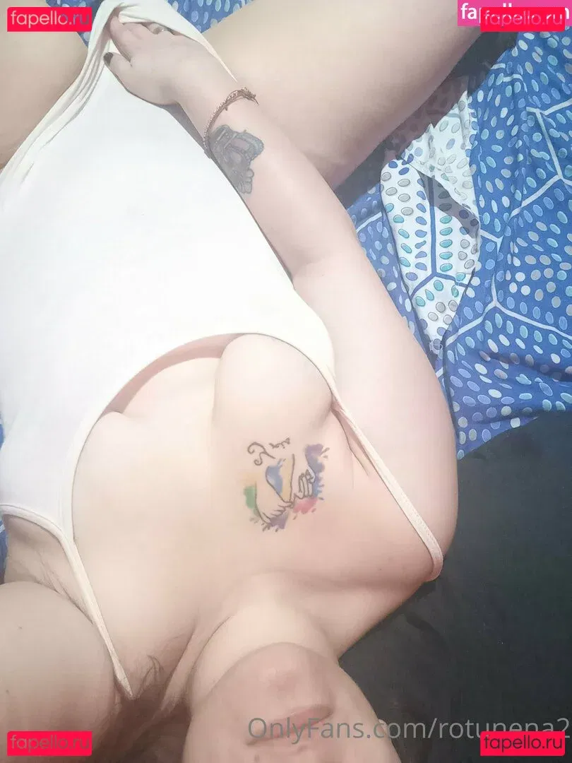 rotunena2 Onlyfans Photo Gallery 