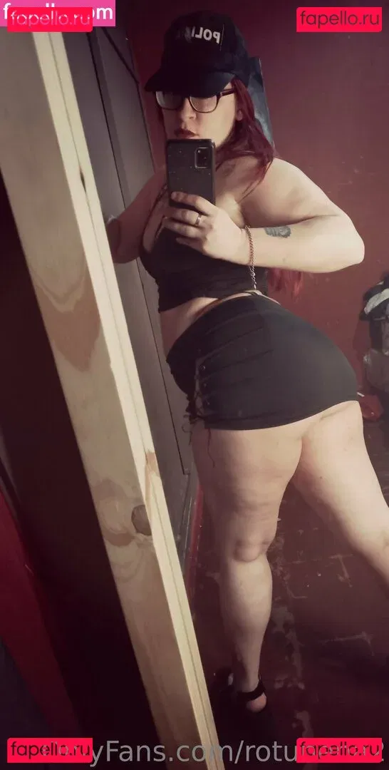 rotunena2 Onlyfans Photo Gallery 