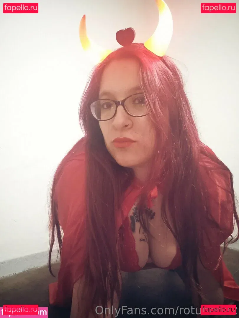 rotunena2 Onlyfans Photo Gallery 