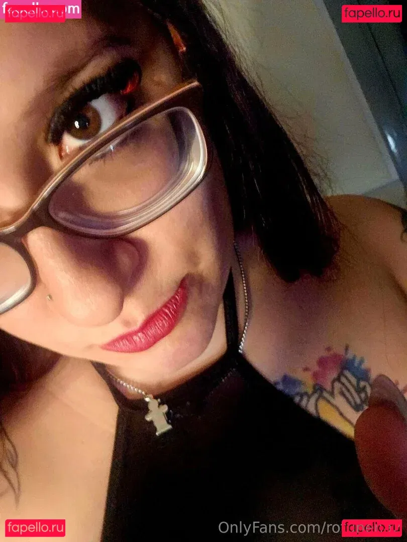 rotunena2 Onlyfans Photo Gallery 