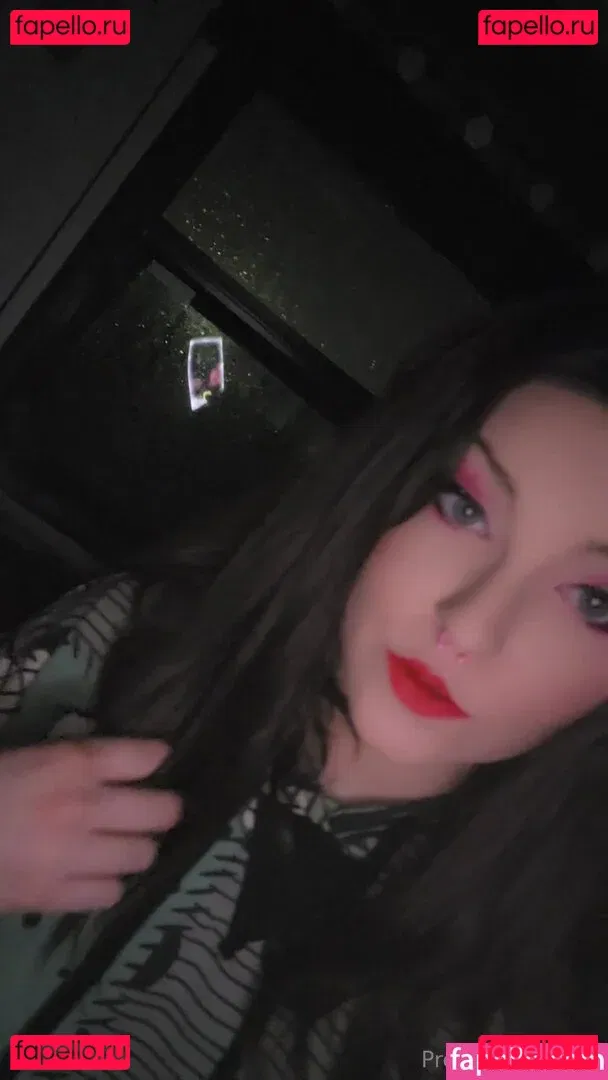 Erin Evelyn Onlyfans Photo Gallery 