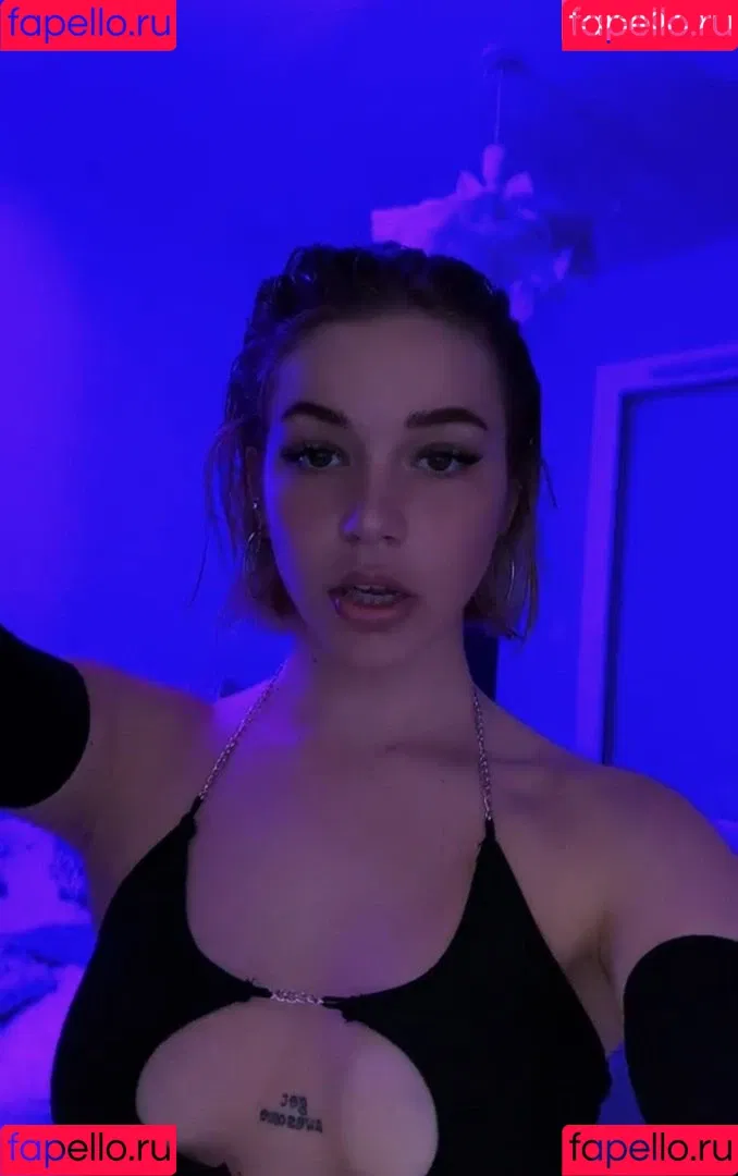 Chloe Catalano Onlyfans Photo Gallery 