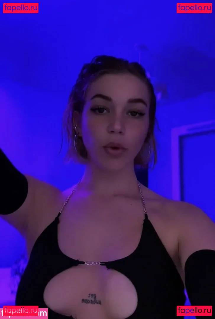 Chloe Catalano Onlyfans Photo Gallery 