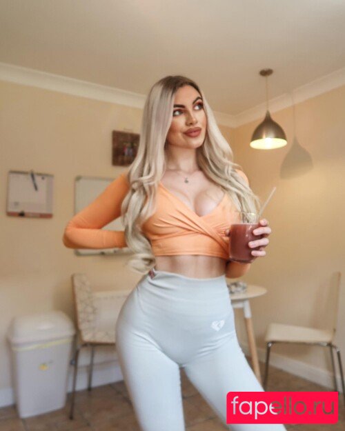 Chloe Catalano Nude Onlyfans Photo 25