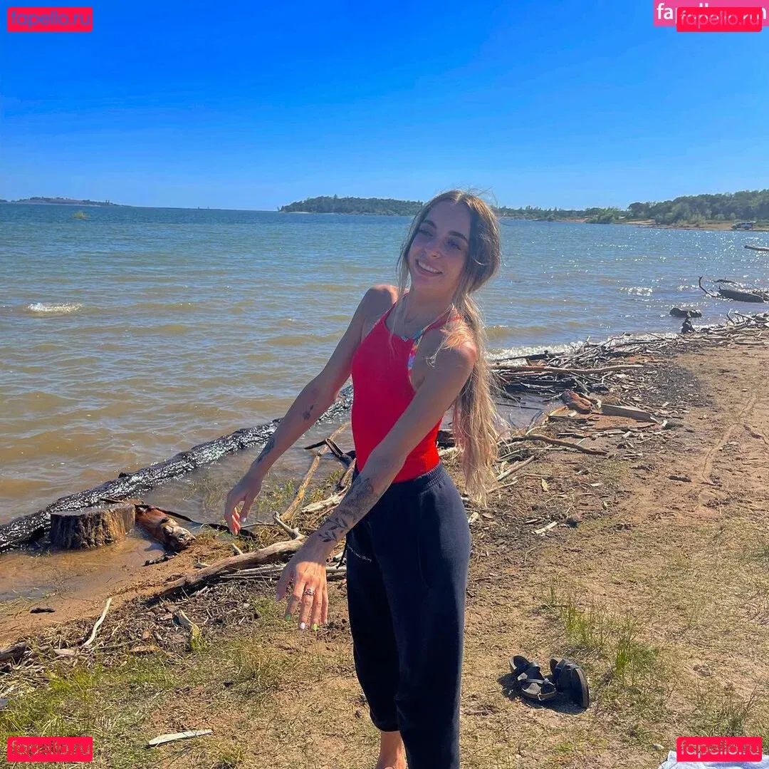 Jess DiTirro Onlyfans Photo Gallery 