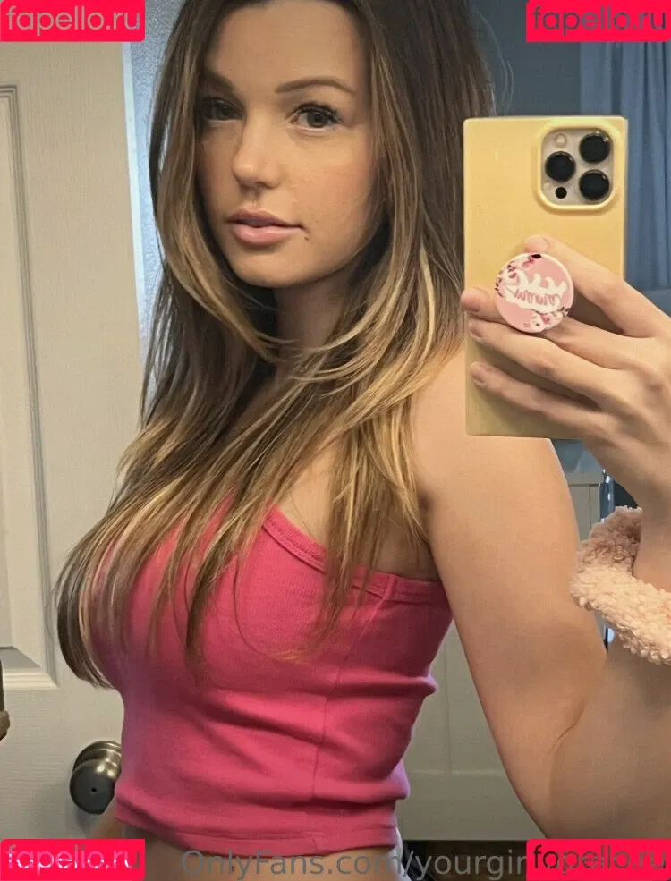 BeccaBangs Onlyfans Photo Gallery 