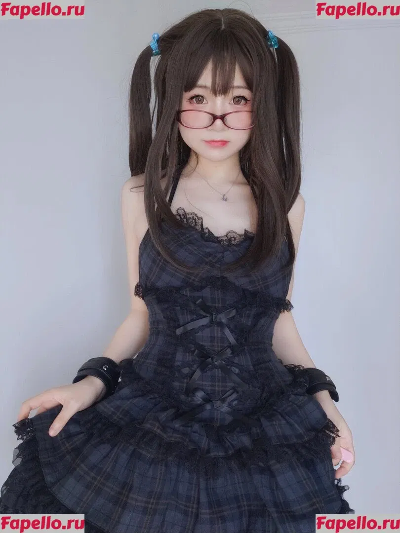 YaoYaoQwQ Onlyfans Photo Gallery 