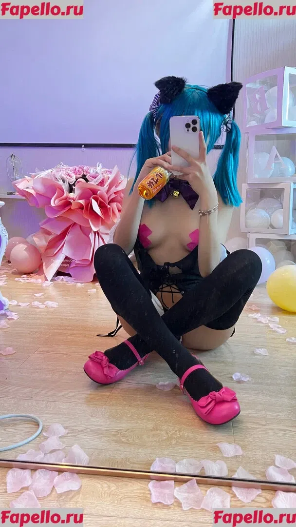 YaoYaoQwQ Onlyfans Photo Gallery 