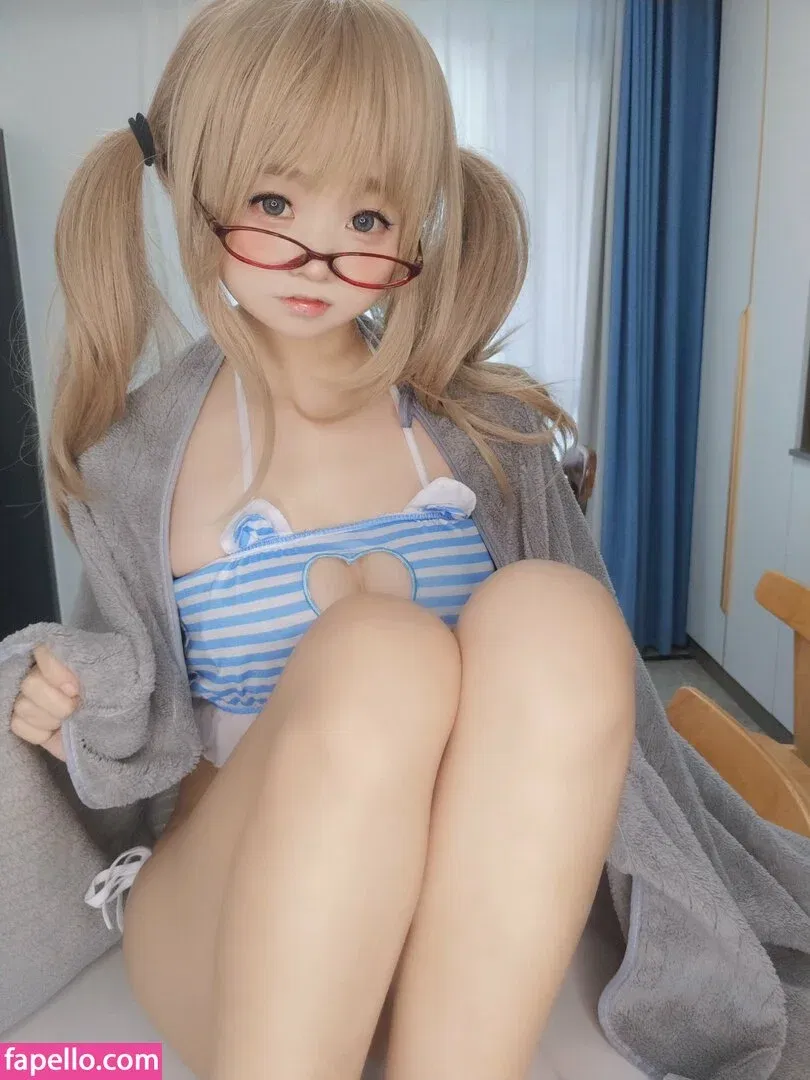 YaoYaoQwQ Onlyfans Photo Gallery 