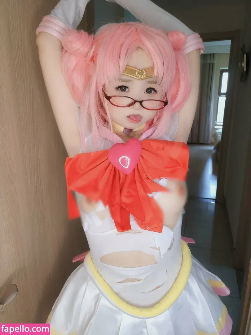 YaoYaoQwQ Onlyfans Photo Gallery 