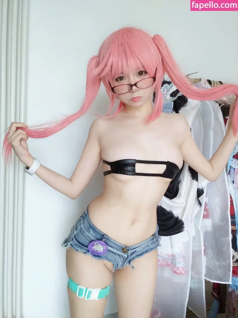 YaoYaoQwQ Onlyfans Photo Gallery 