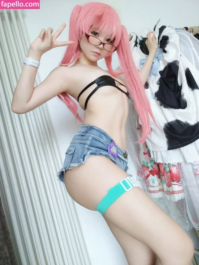 YaoYaoQwQ Onlyfans Photo Gallery 