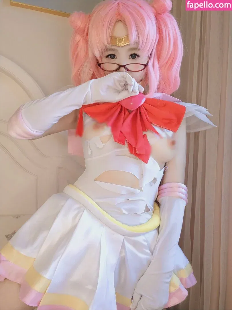 YaoYaoQwQ Onlyfans Photo Gallery 