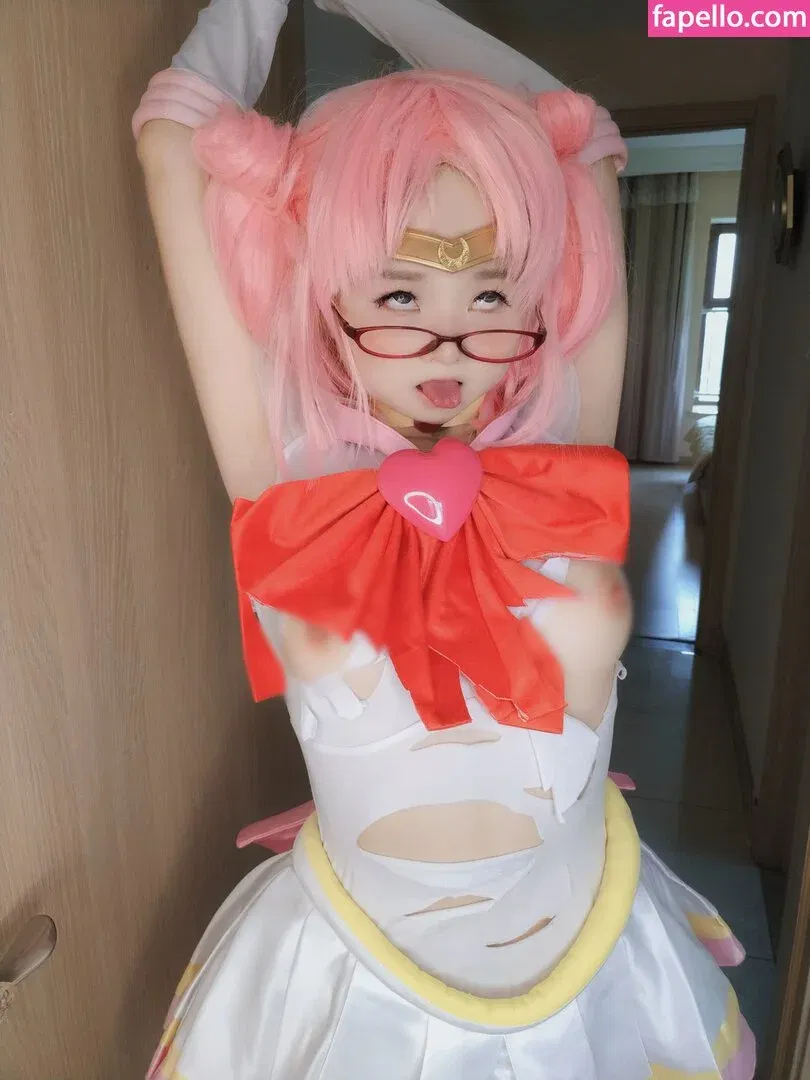 YaoYaoQwQ Onlyfans Photo Gallery 