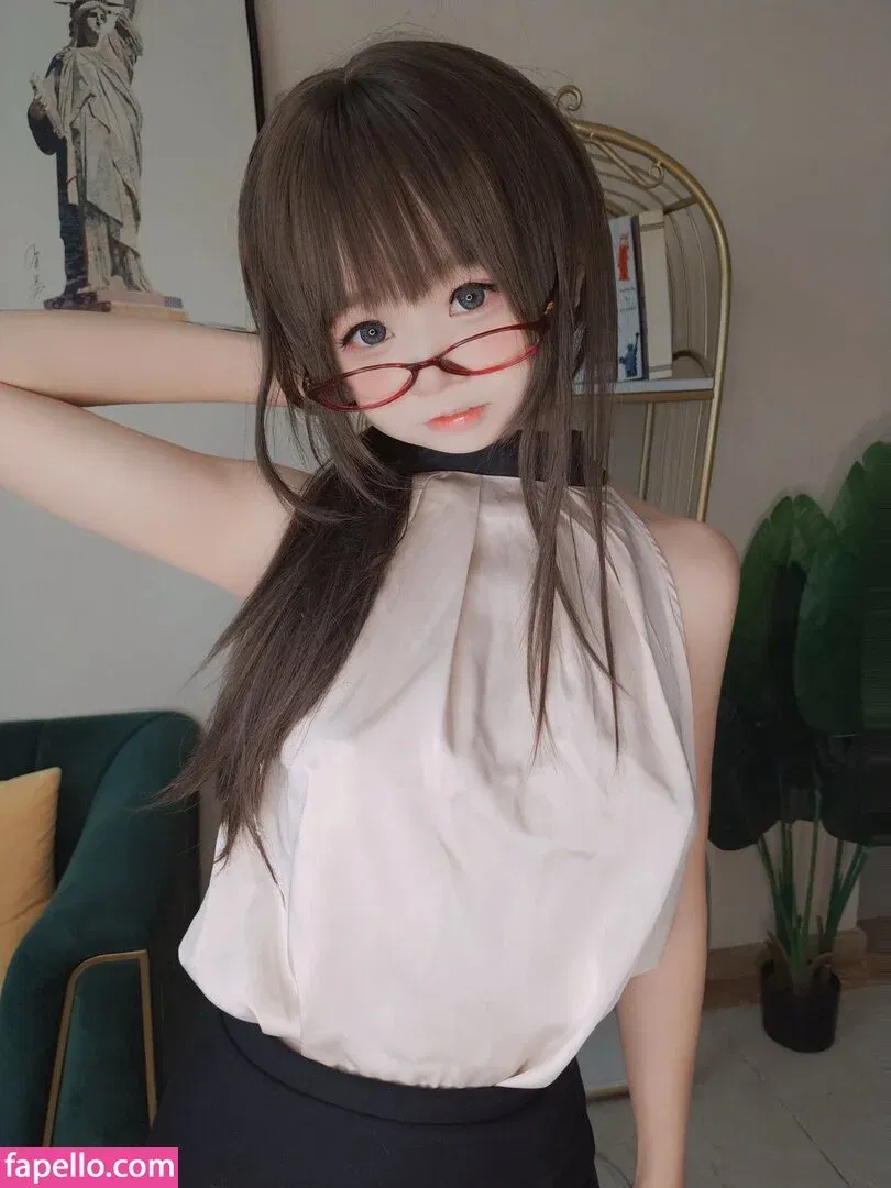 YaoYaoQwQ Onlyfans Photo Gallery 