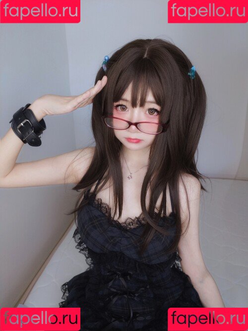 YaoYaoQwQ Onlyfans Photo Gallery 