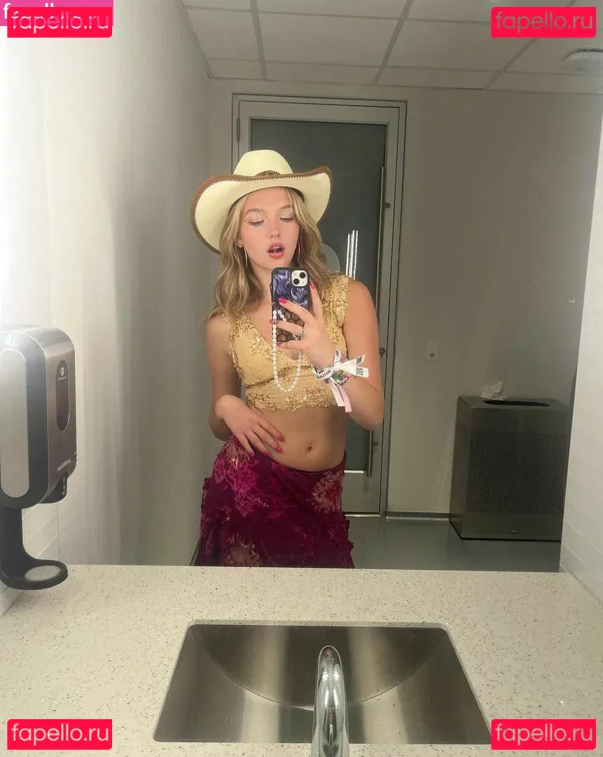 Jayden Bartels Onlyfans Photo Gallery 