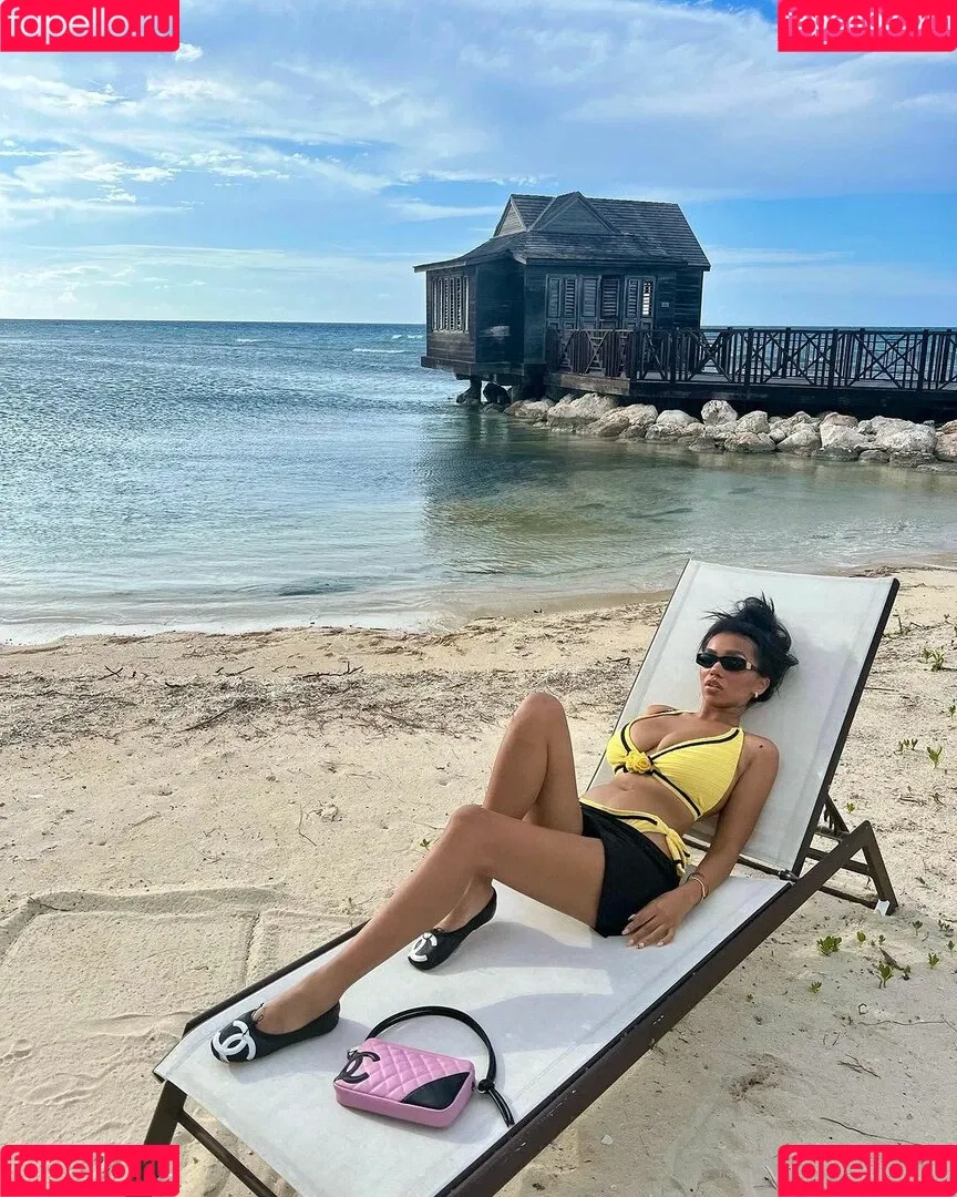 Daphne Blunt Onlyfans Photo Gallery 