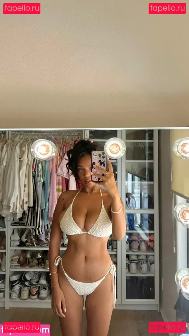 Daphne Blunt Onlyfans Photo Gallery 