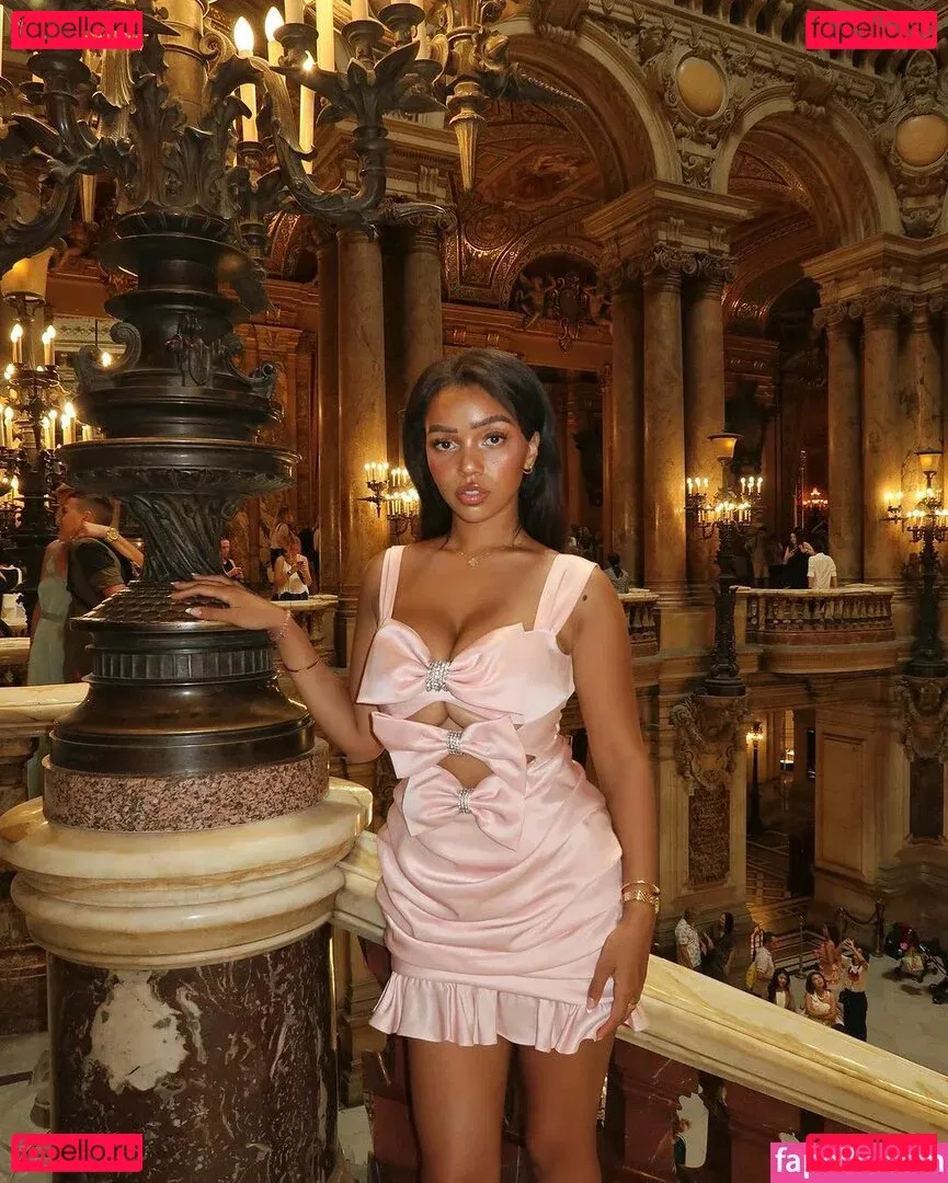 Daphne Blunt Onlyfans Photo Gallery 