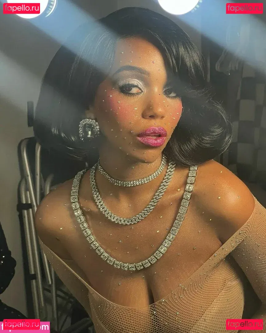 Daphne Blunt Onlyfans Photo Gallery 