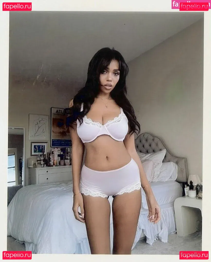 Daphne Blunt Onlyfans Photo Gallery 