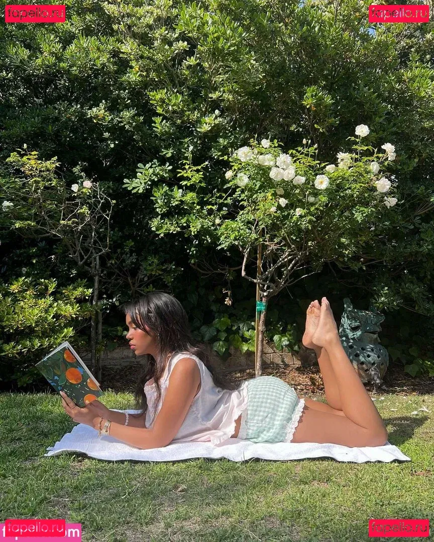 Daphne Blunt Onlyfans Photo Gallery 