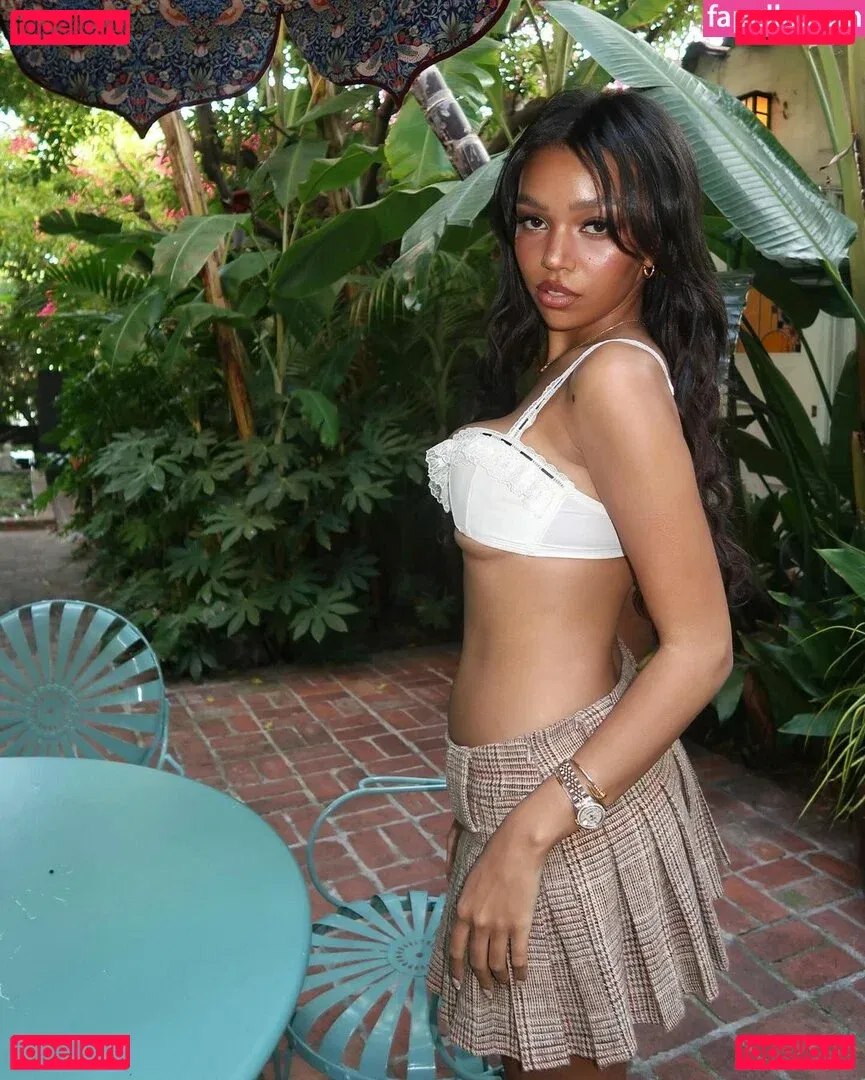 Daphne Blunt Onlyfans Photo Gallery 