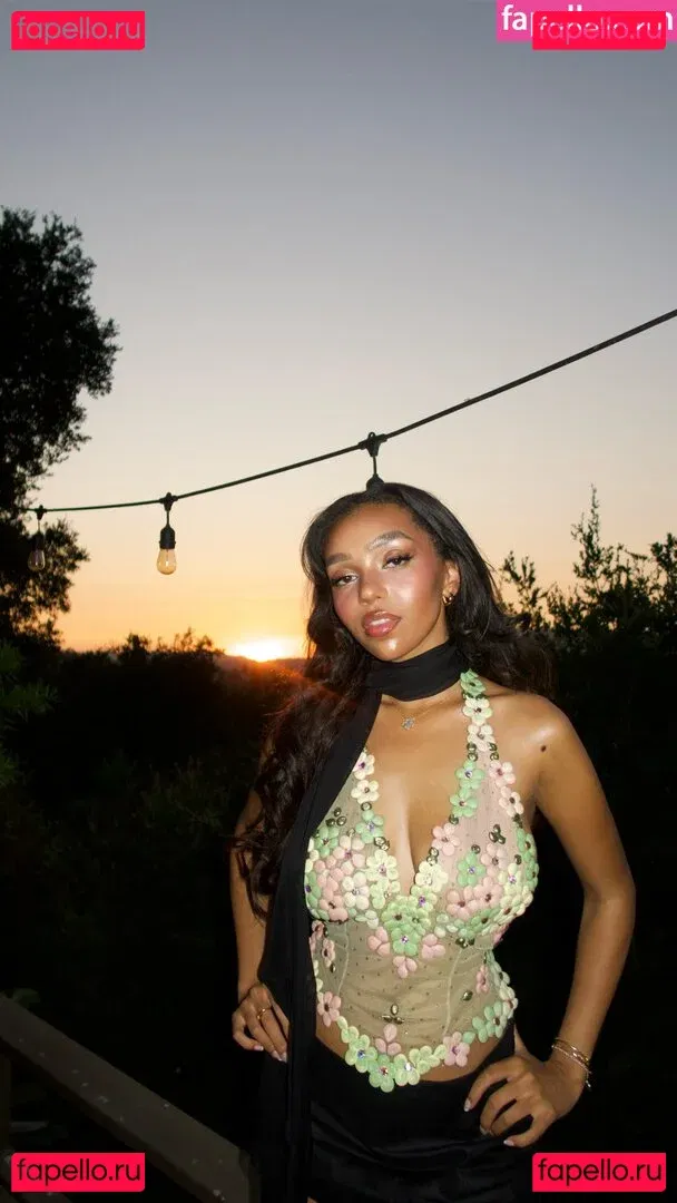 Daphne Blunt Onlyfans Photo Gallery 