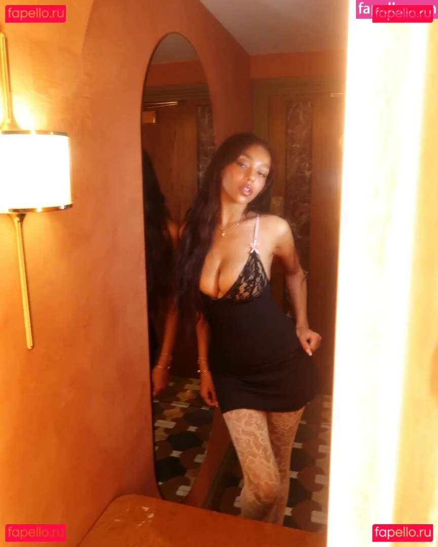 Daphne Blunt Onlyfans Photo Gallery 