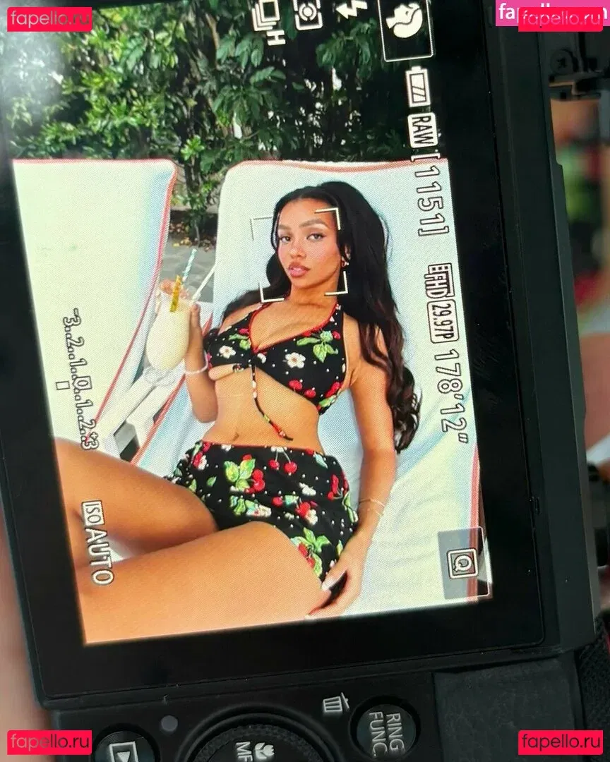 Daphne Blunt Onlyfans Photo Gallery 